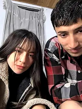 Snapshot of Wayne-and-Milu chatting on 10.10.25 Wayne-and-Milu online show from 10.10.25