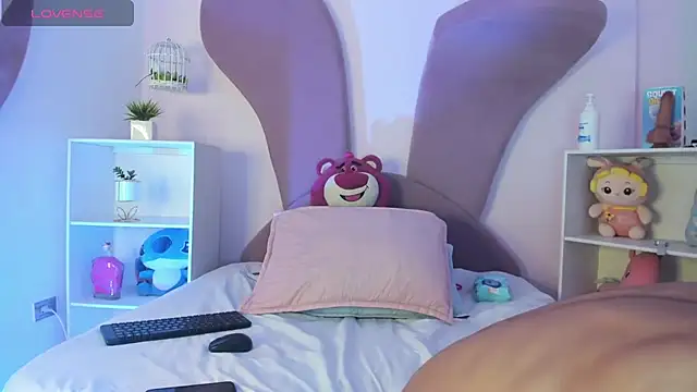 SandroVeyra online show from 11.18.25