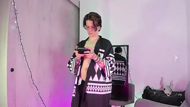 Jerry Cole online show from 12.13.25