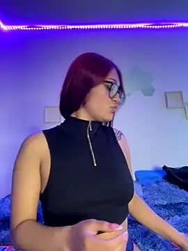 Daliila 11 online show from 12.16.25