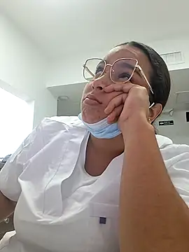 Aliciabloom online show from 01.16.26