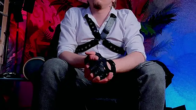 Vincent Hardman online show from 04.16.26