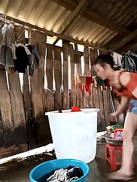 bonnie-00 online show from 10.22.25