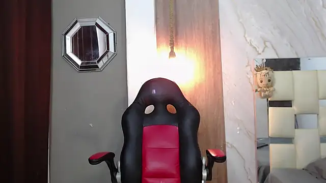 Snapshot of fire_drako_ chatting on 05.12.26 fire drako online show from 05.12.26