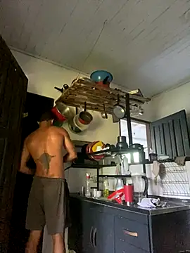 Snapshot of trustes00tribox chatting on 11.18.25 trustes00tribox online show from 11.18.25