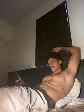 Snapshot of trustes00tribox chatting on 11.20.25 trustes00tribox online show from 11.20.25