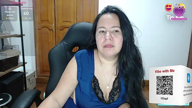 Snapshot of alexandraa19 chatting on 09.25.25 alexandraa19 online show from 09.25.25