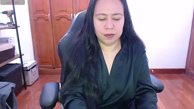 Snapshot of alexandraa19 chatting on 10.11.25 alexandraa19 online show from 10.11.25