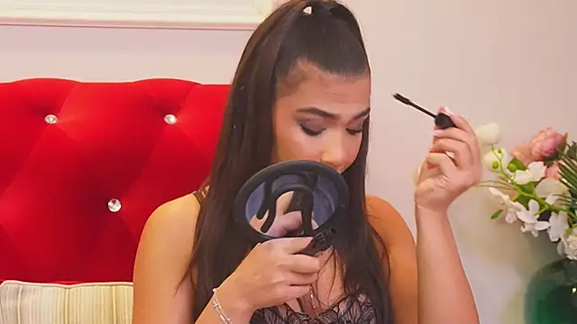 MyaMuse online show from 11.28.25