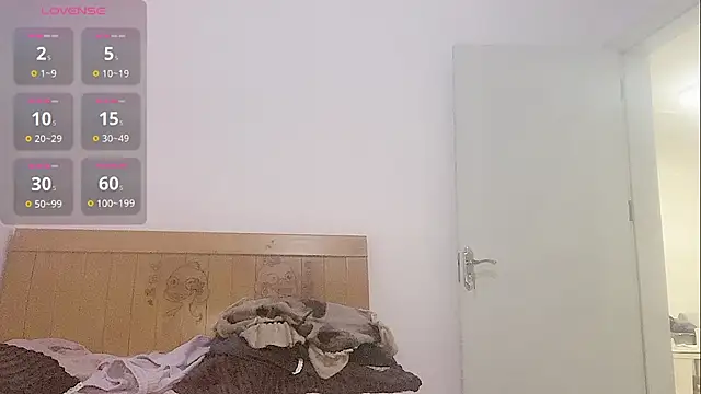 Snapshot of medusa0911 chatting on 11.05.25 medusa0911 online show from 11.05.25