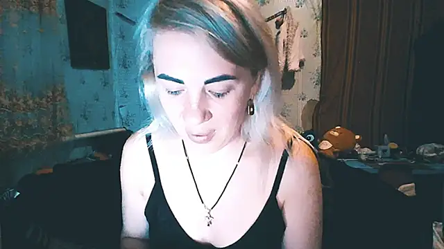 EmmaCat  online show from 11.14.25