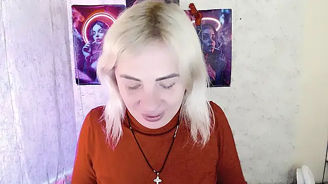 Snapshot of EmmaCat_ chatting on 02.08.26 EmmaCat online show from 02.08.26