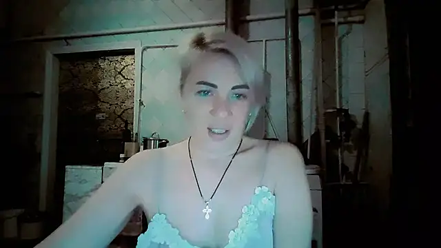 Snapshot of EmmaCat_ chatting on 02.15.26 EmmaCat online show from 02.15.26