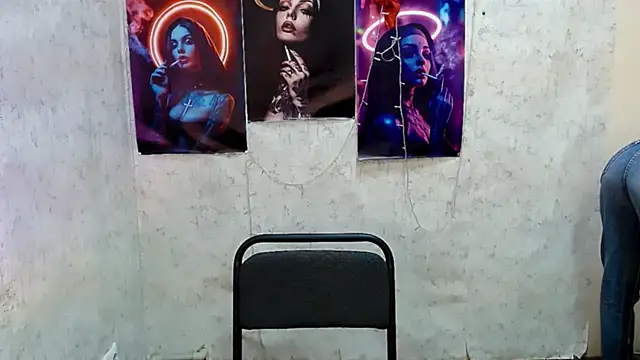 Snapshot of EmmaCat_ chatting on 02.26.26 EmmaCat online show from 02.26.26