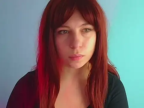 Alice Gotica online show from 10.08.25