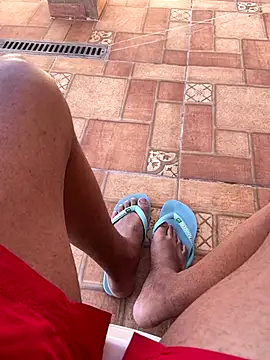 Snapshot of Morenolatino881 chatting on 11.20.25 Morenolatino881 online show from 11.20.25