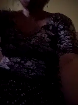Snapshot of thehotlady chatting on 06.28.26 thehotlady online show from 06.28.26