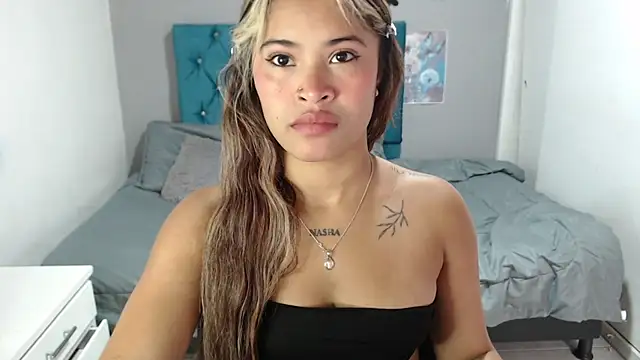 Snapshot of mia_sexgirl chatting on 03.19.26 mia sexgirl online show from 03.19.26