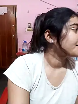 Snapshot of rasmiva chatting on 09.21.25 rasmiva online show from 09.21.25