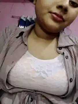Snapshot of rasmiva chatting on 11.12.25 rasmiva online show from 11.12.25