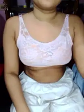 Snapshot of rasmiva chatting on 11.15.25 rasmiva online show from 11.15.25