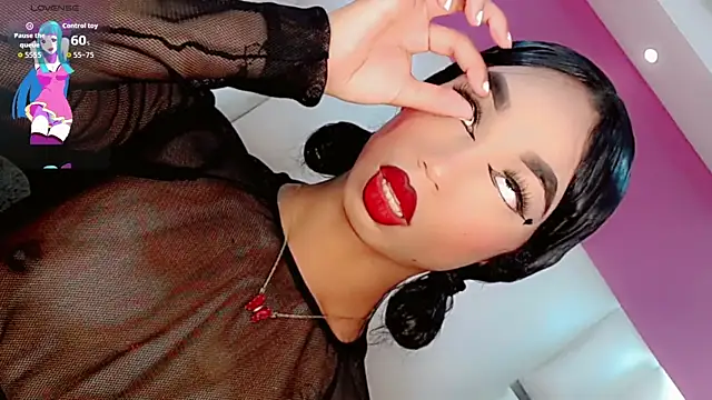 Snapshot of JessiscaWalker chatting on 10.26.25 JessiscaWalker online show from 10.26.25