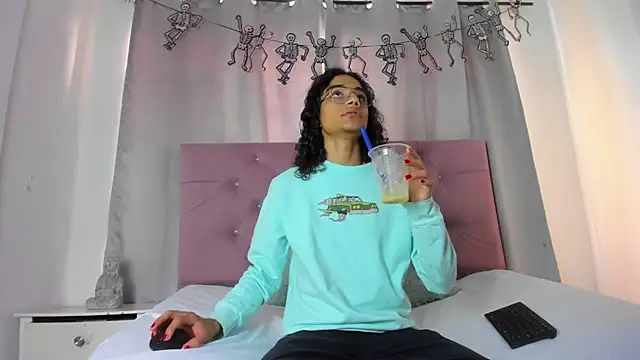 EthanBlackwoodd online show from 11.09.25