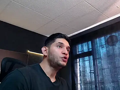 Snapshot of RichardMilleer chatting on 09.22.25 RichardMilleer online show from 09.22.25
