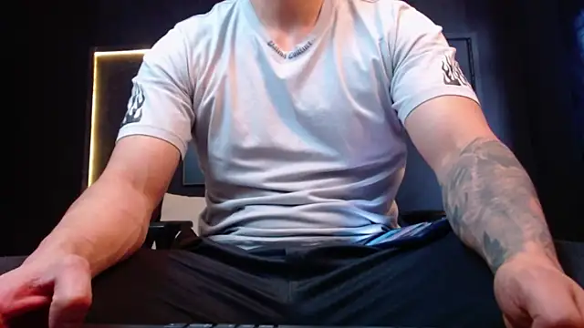 RichardMilleer online show from 10.21.25