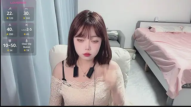 Lucky Cici online show from 09.24.25