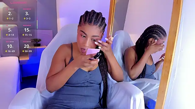 selena monroy online show from 11.19.25