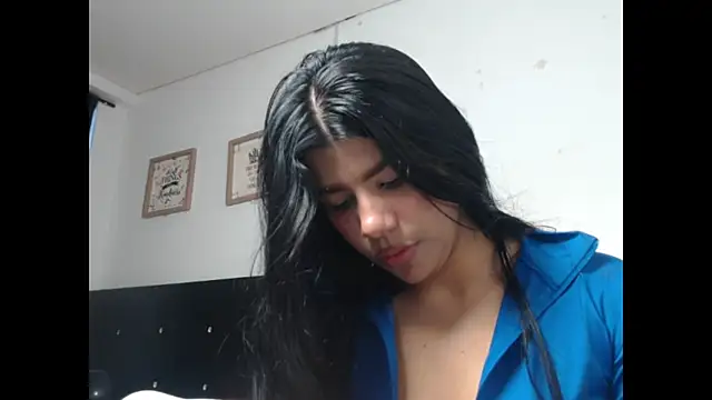 Snapshot of MayaScott11 chatting on 05.22.26 MayaScott11 online show from 05.22.26