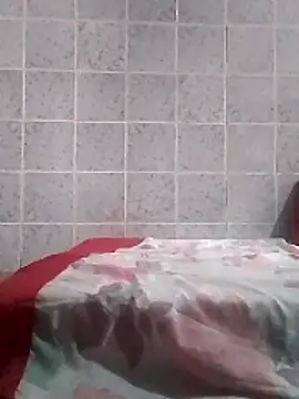 Snapshot of Cachorrinha2025 chatting on 10.25.25 Cachorrinha2025 online show from 10.25.25