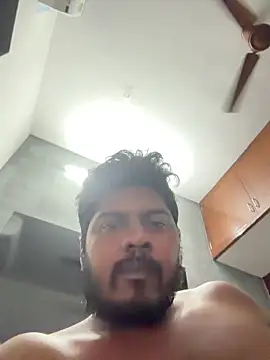 Snapshot of Worldwideshows13 chatting on 12.22.25 Worldwideshows13 online show from 12.22.25