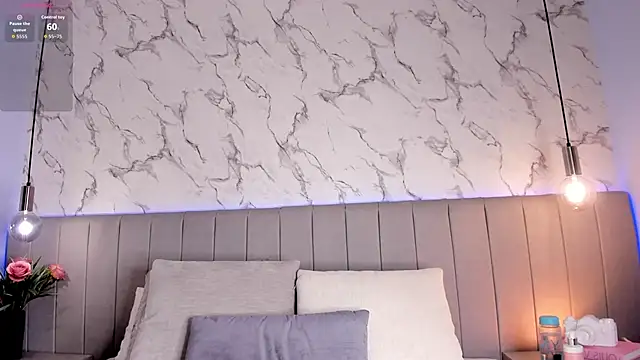 Amber Santana online show from 11.26.25