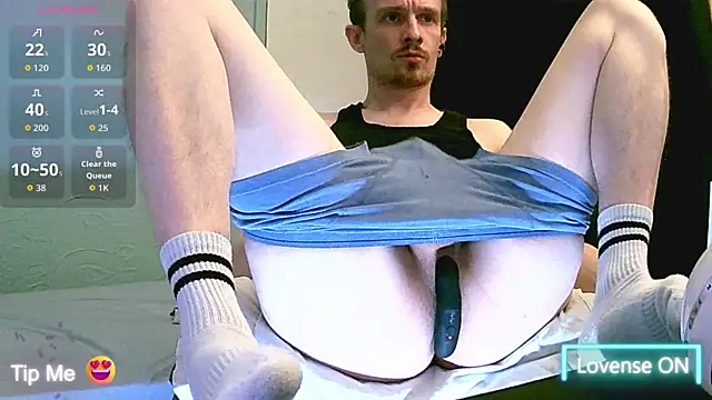 Snapshot of britlad77 chatting on 09.29.25 britlad77 online show from 09.29.25