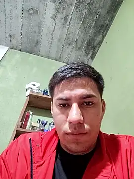 Snapshot of pareja076 chatting on 09.15.25 pareja076 online show from 09.15.25