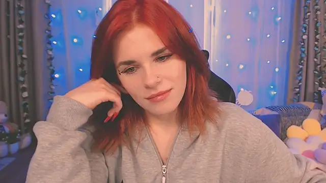 AlissaKiss1 online show from 11.05.25