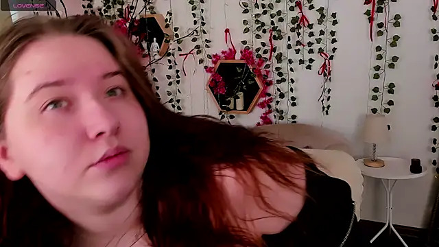 Selena Muse online show from 04.14.26