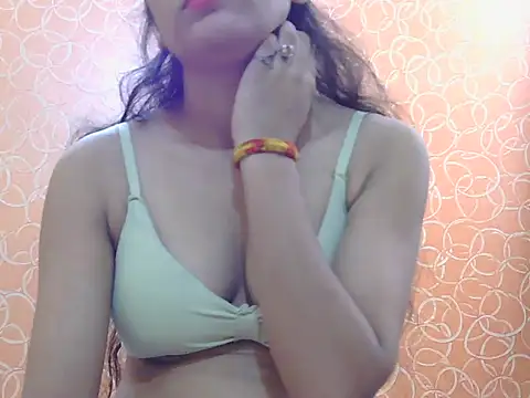 Snapshot of soniya_babby chatting on 10.12.25 soniya babby online show from 10.12.25