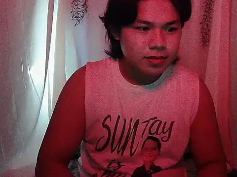 Huntrix2025 online show from 12.04.25