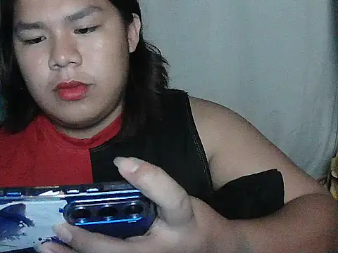 Snapshot of Huntrix2025 chatting on 05.08.26 Huntrix2025 online show from 05.08.26
