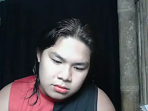 Snapshot of Huntrix2025 chatting on 05.19.26 Huntrix2025 online show from 05.19.26