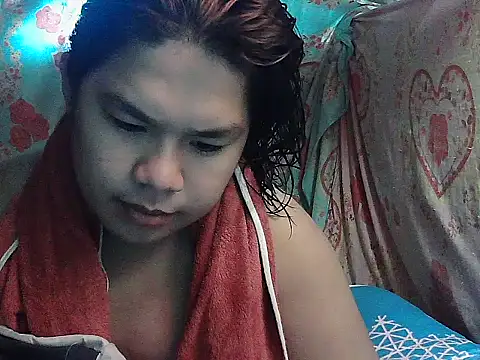 Snapshot of Huntrix2025 chatting on 06.05.26 Huntrix2025 online show from 06.05.26