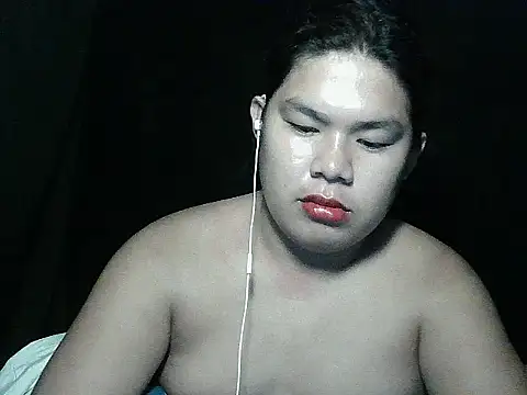 Snapshot of Huntrix2025 chatting on 07.12.26 Huntrix2025 online show from 07.12.26