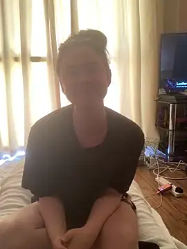 Mia Winters online show from 04.12.26