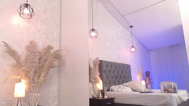 Snapshot of Sabriinaa_Foxx chatting on 04.17.26 Sabriinaa Foxx online show from 04.17.26
