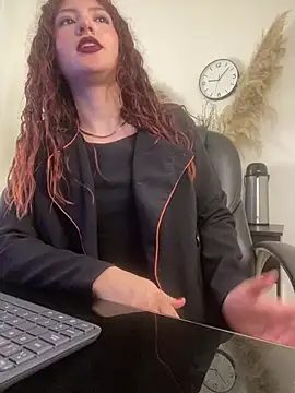 Snapshot of Sabriinaa_Foxx chatting on 04.22.26 Sabriinaa Foxx online show from 04.22.26