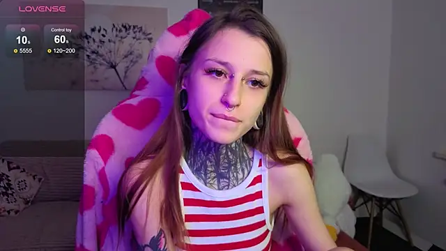 LilithPoison online show from 10.03.25