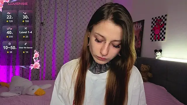 LilithPoison online show from 10.18.25